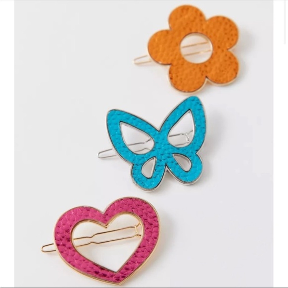 NEW🌟 UO BARRETTE Set